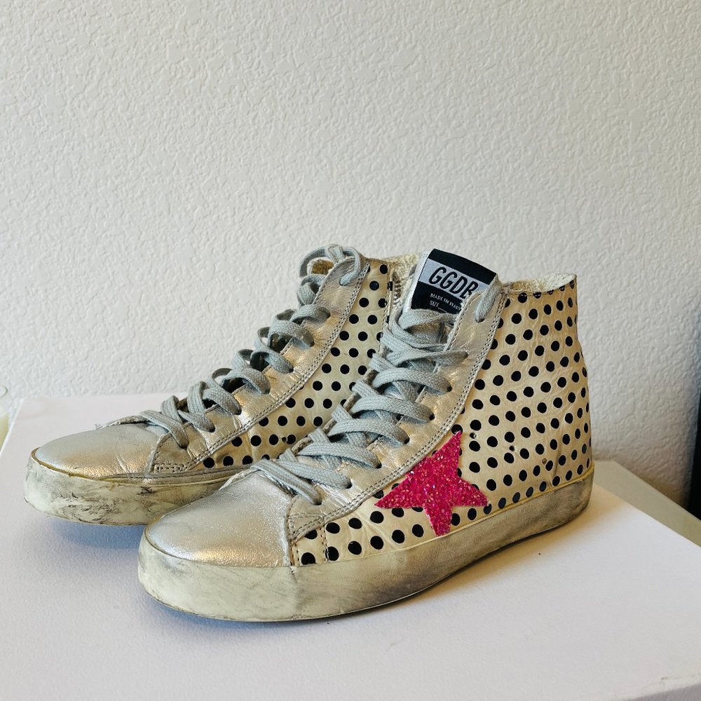AUTHENTIC GOLDEN GOOSE SNEAKERS 39
